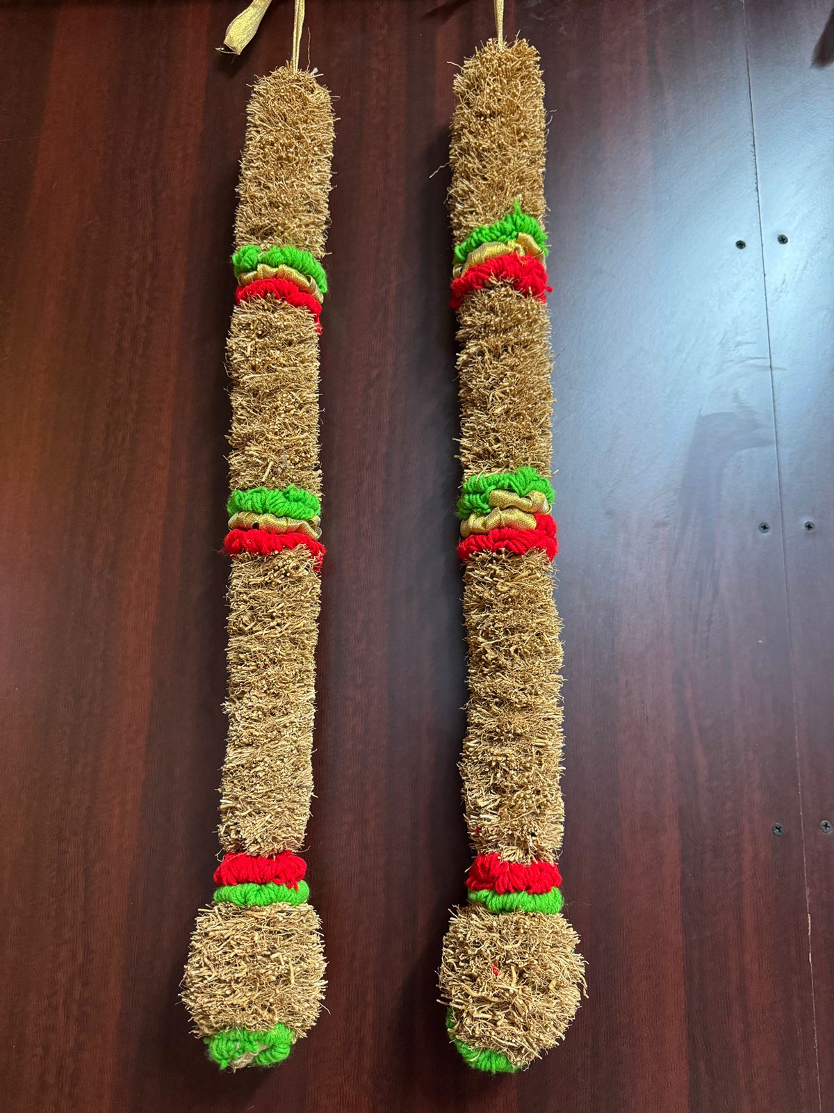 Vetiver  Andal Malai Style (2 Feet,(set of 2) / 24 -26 Inches each)