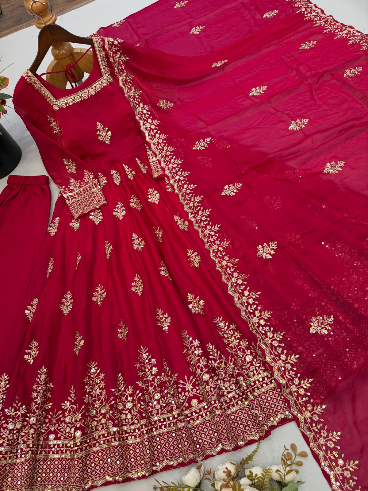 Designer Gown ( DTG03)