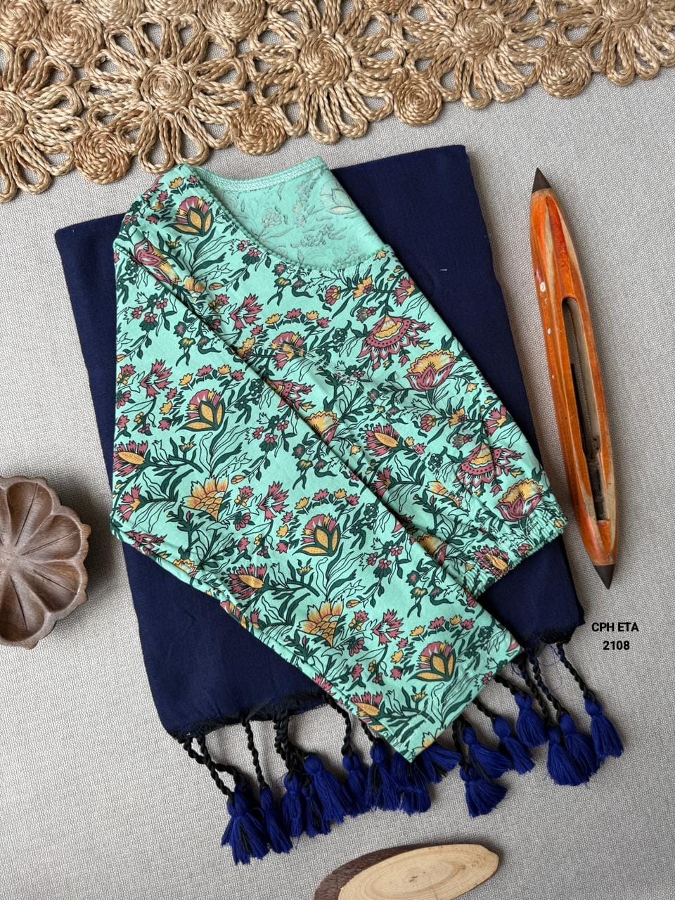 Handloom Khadi  COTTON Saree with BLOUSE (SB26)