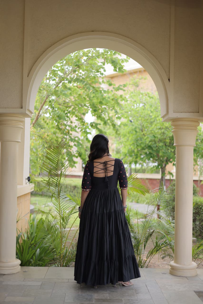 ANARKALI GOWNS (AG01)