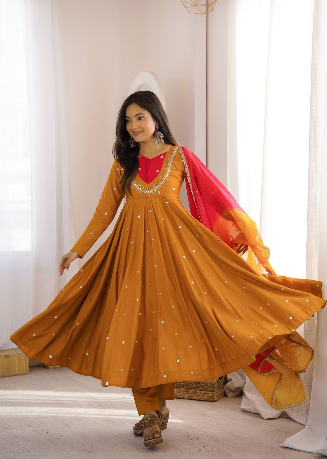 Roman Silk Embroidery Sequence with Real Mirror Work (RS004)