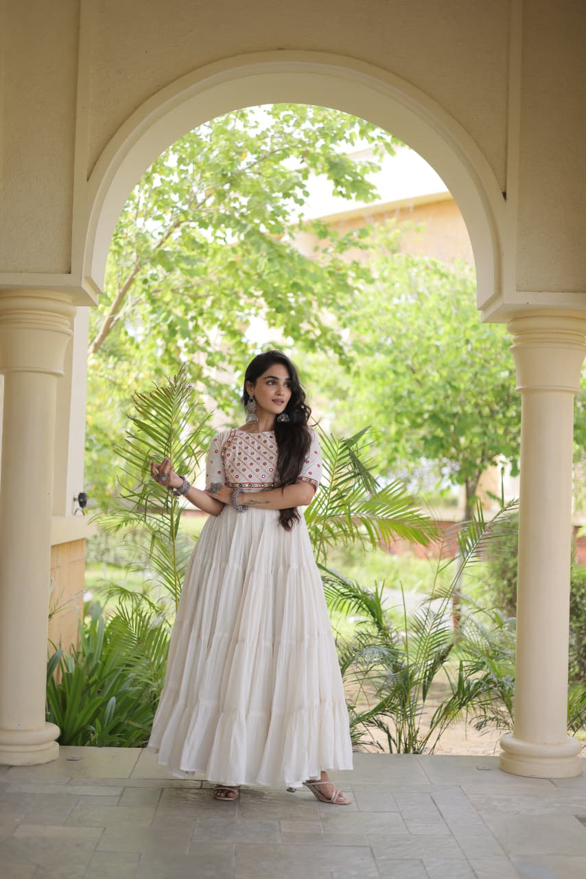 ANARKALI GOWNS (AG02)