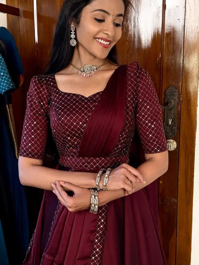 Exquisite Sparkling Anarkali (ESA03)