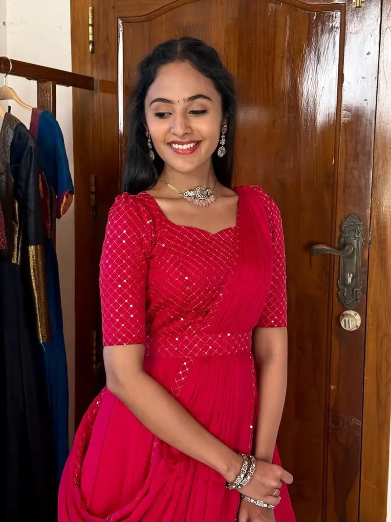Exquisite Sparkling Anarkali (ESA05)