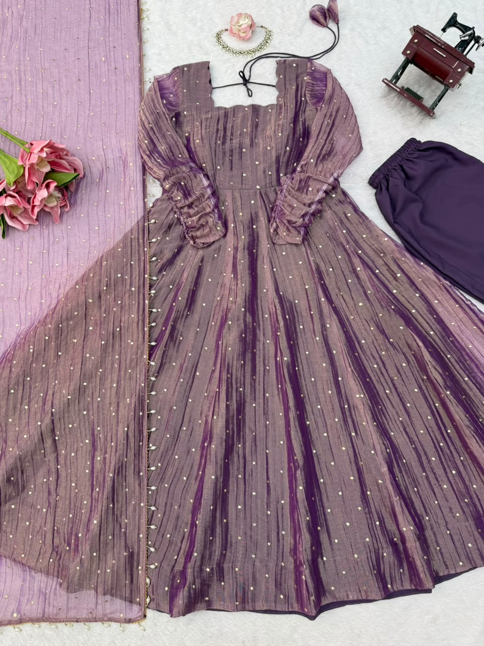 Elegant Salsa Silk Gown Set (SS06)