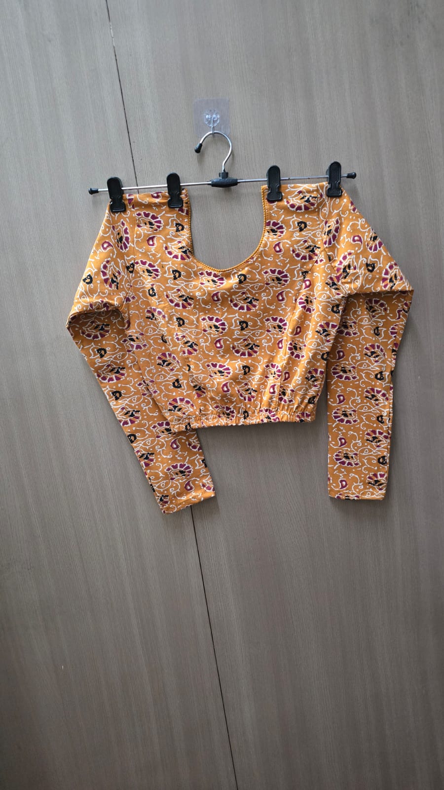 Full Sleeve Strachable kalamkari blouse (BL03)