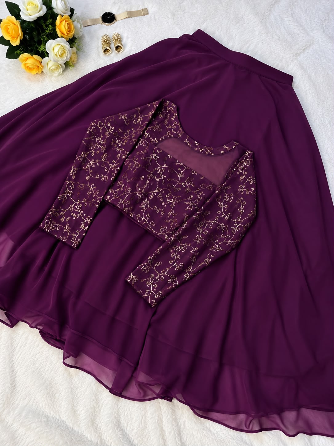 ISHIKA LEHENGA( LL010)