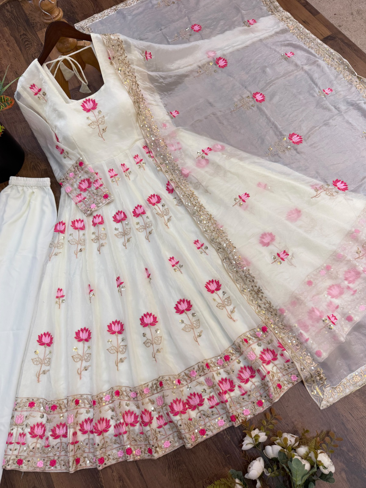 White Anarkali ( WH1 )