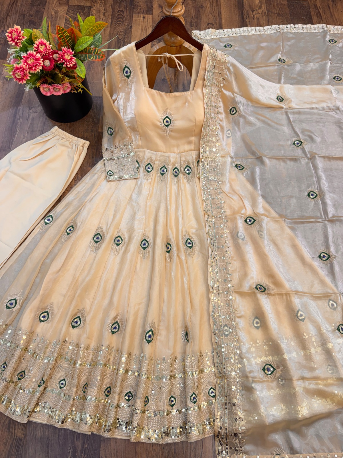 Heavy fendy silk 3 piece designer set (FSD17)