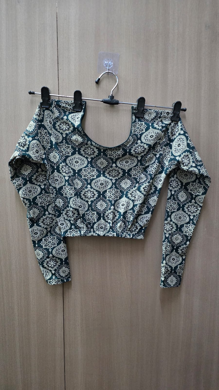 Full Sleeve Strachable kalamkari blouse (BL01)