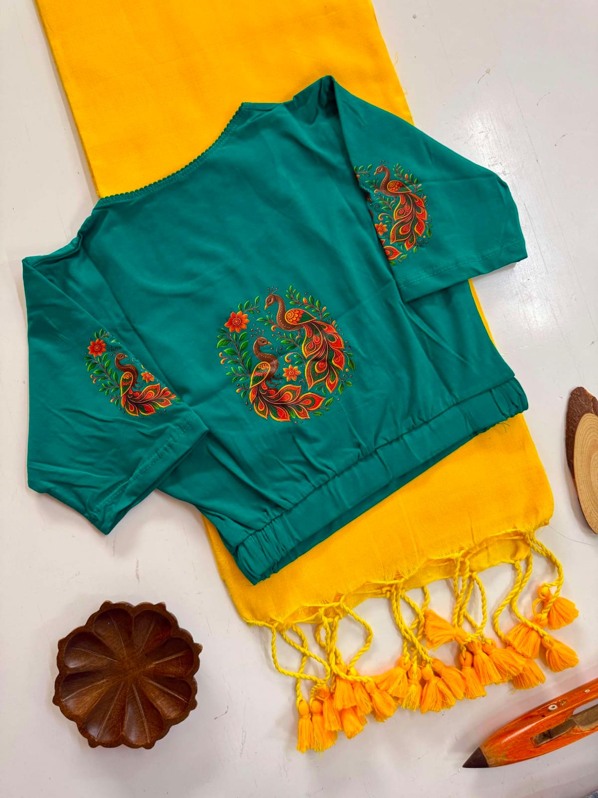 Handloom Khadi  COTTON Saree with BLOUSE (SB06)