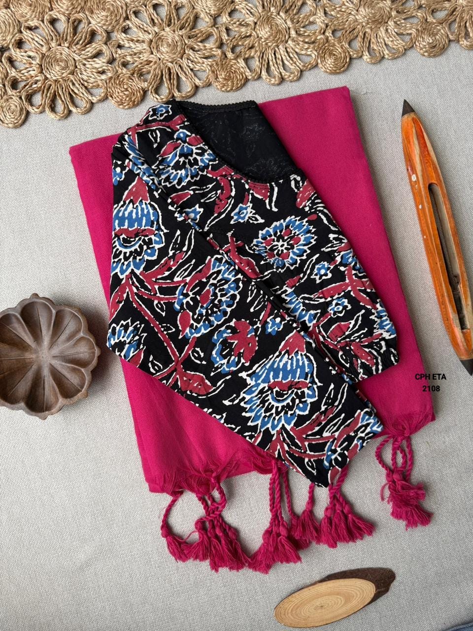 Handloom Khadi  COTTON Saree with BLOUSE (SB23)