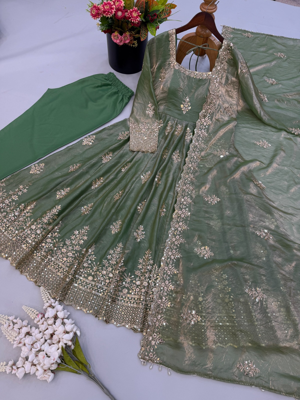 Designer Gown ( DTG01)