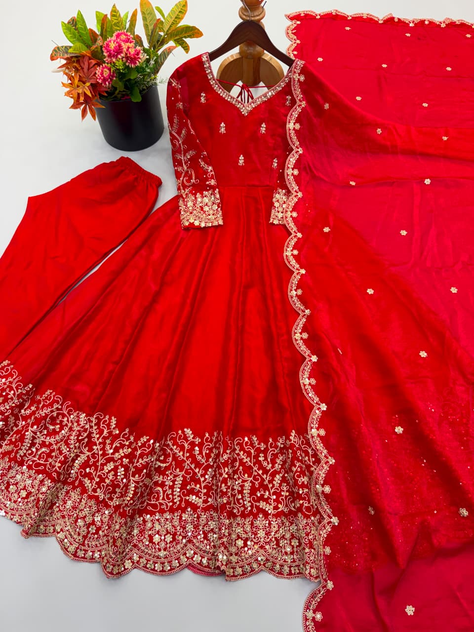 PREMIUM GOWN SET (G02)