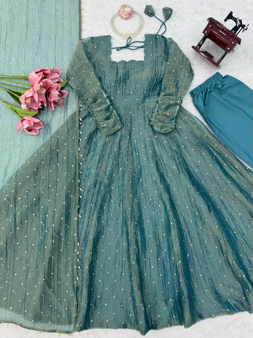 Elegant Salsa Silk Gown Set (SS04)