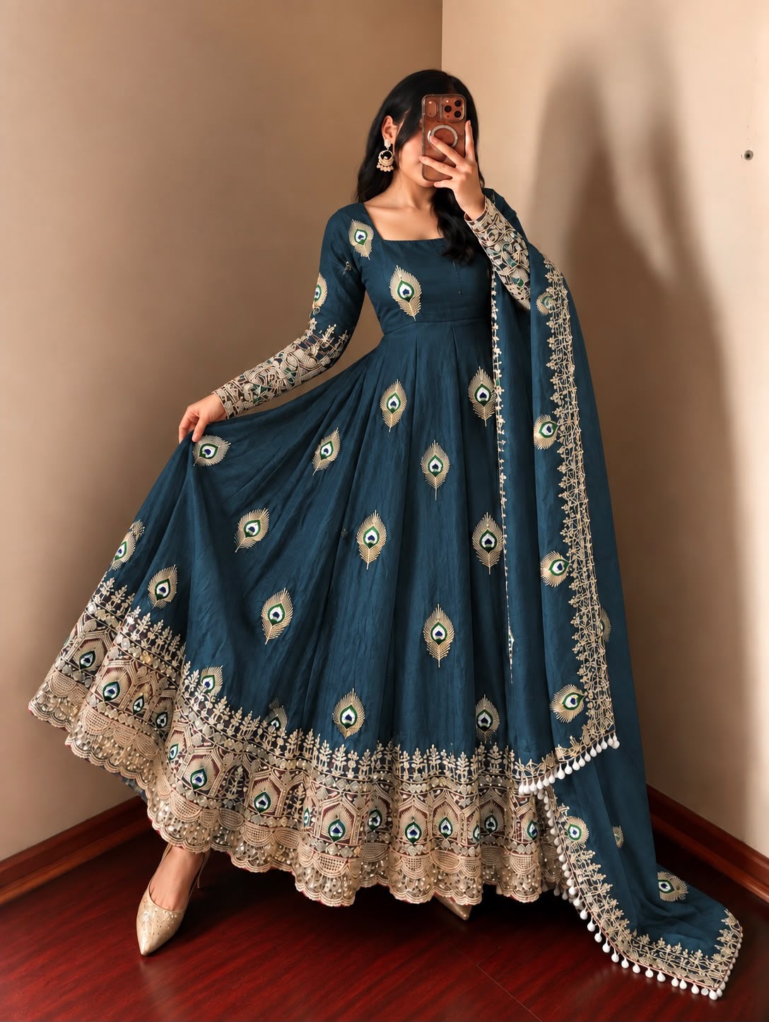 Heavy fendy silk 3 piece designer set (FSD10)