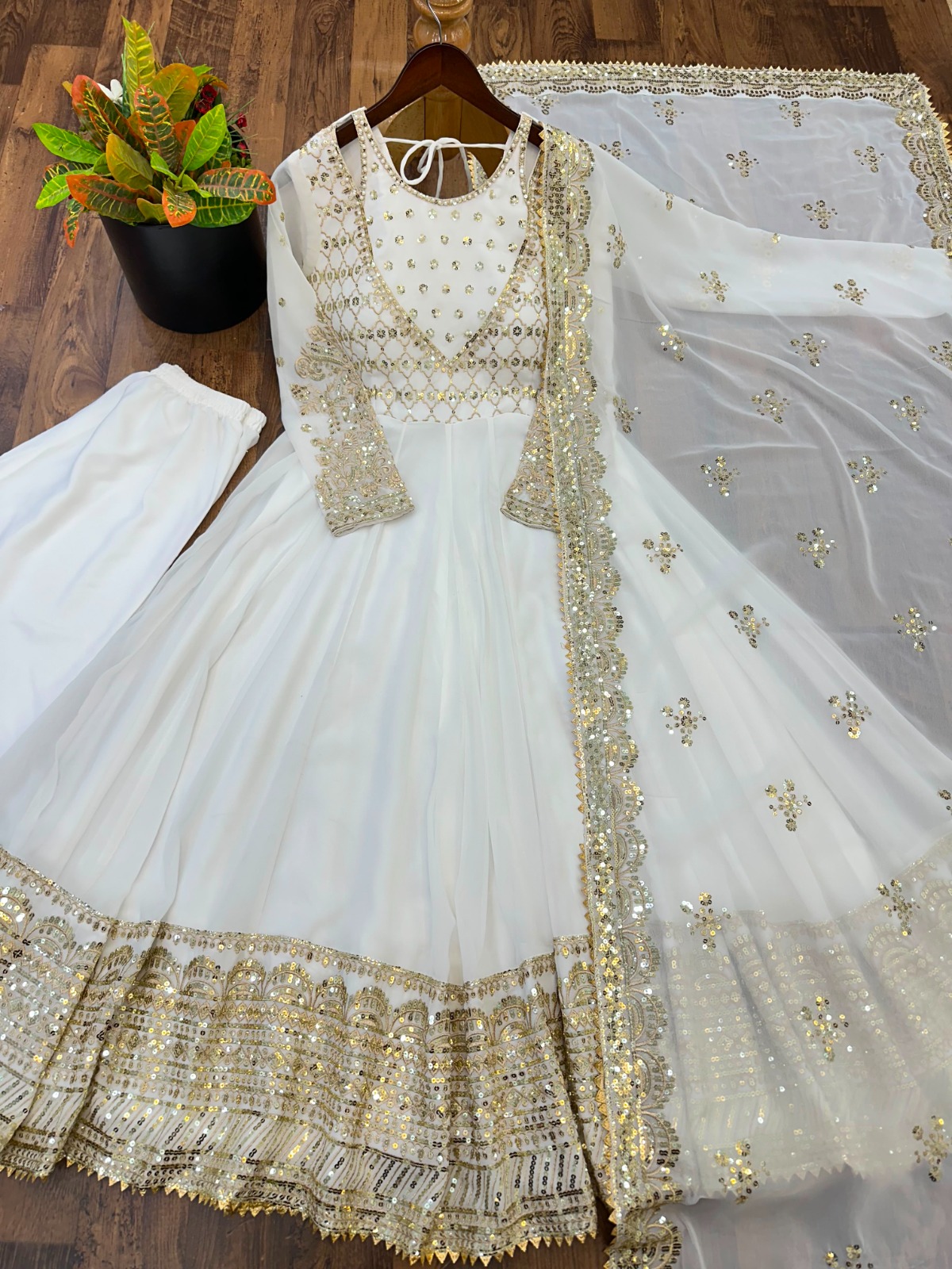 Trending Designer Gown (TDS05)