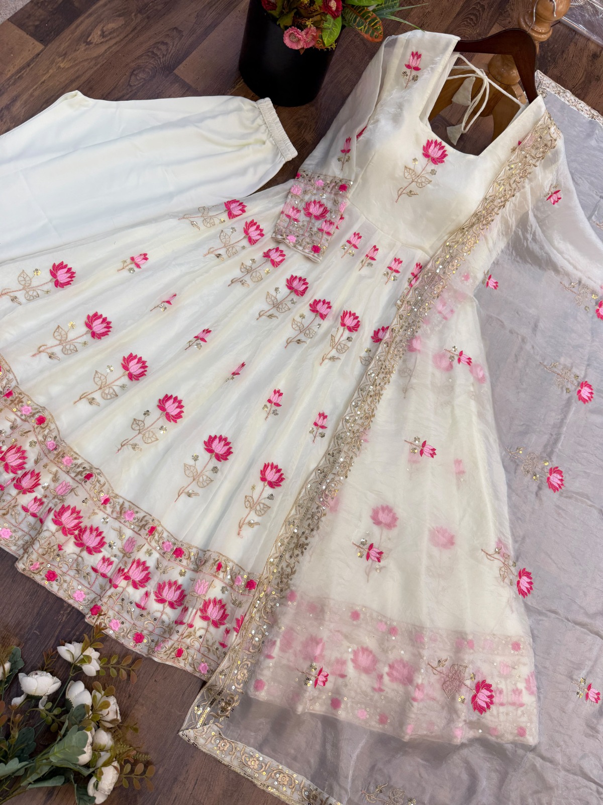 White Anarkali ( WH1 )