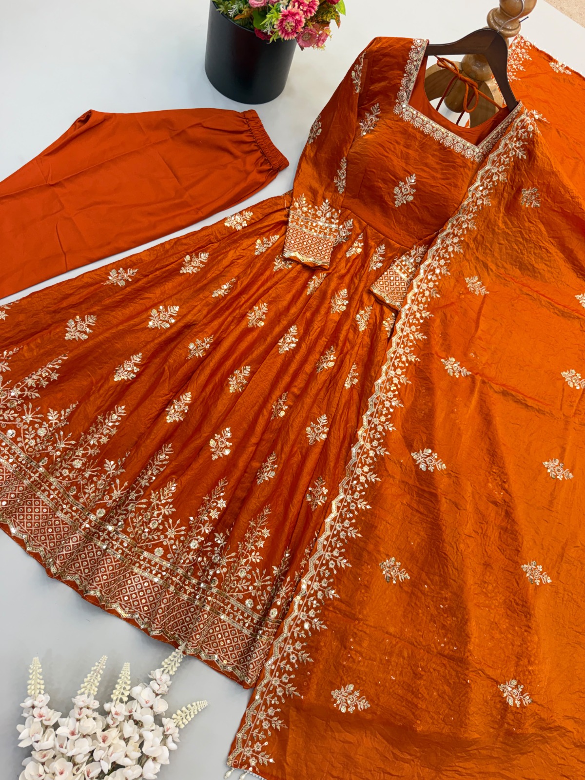 Designer Gown ( DTG04)
