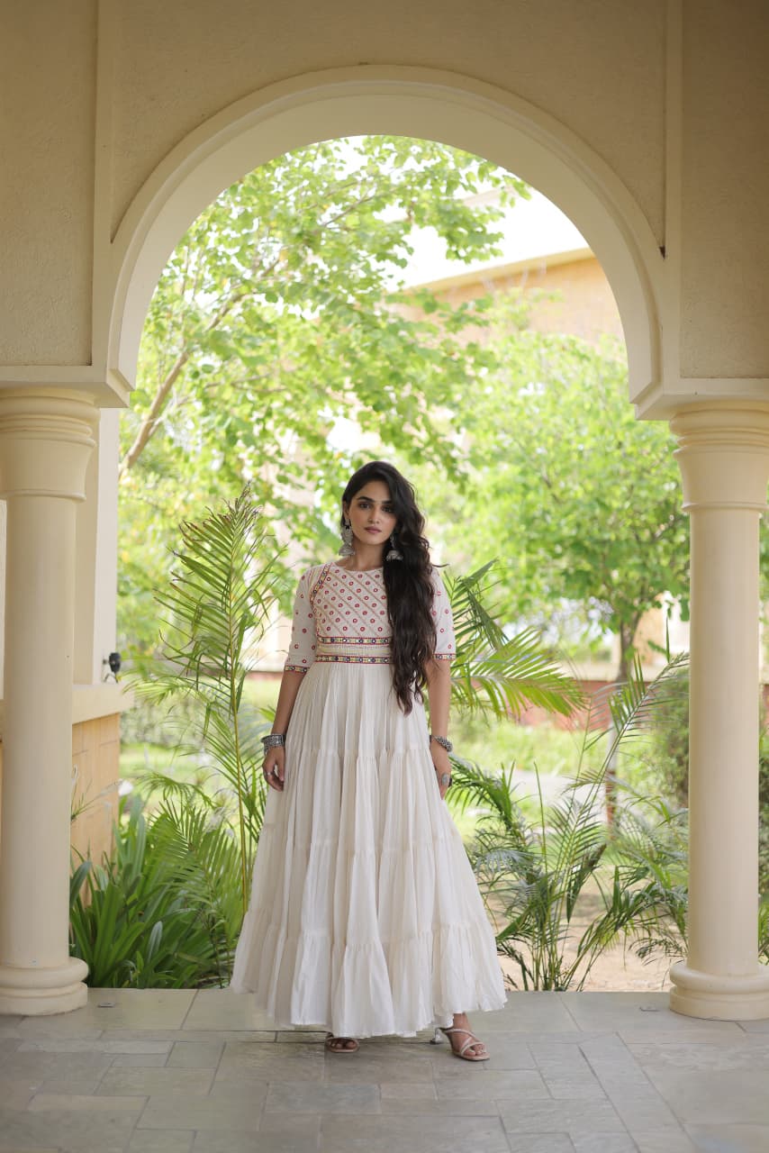 ANARKALI GOWNS (AG02)