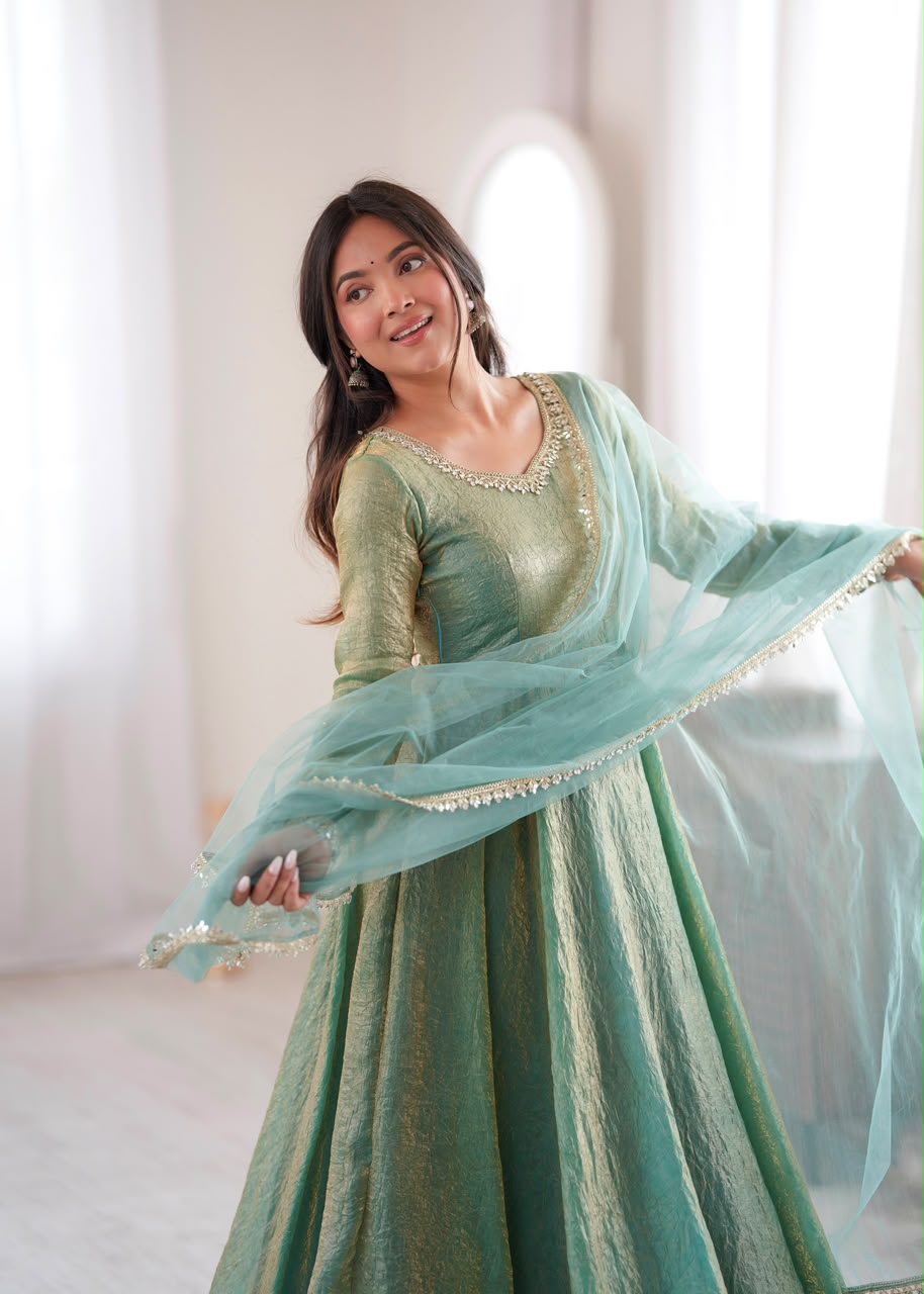 Women’s Ethnic Wear Anarkali ( AA01)