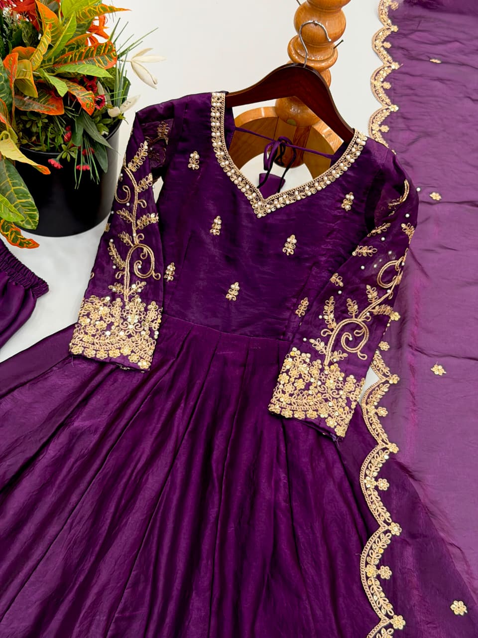 PREMIUM GOWN SET (G03)