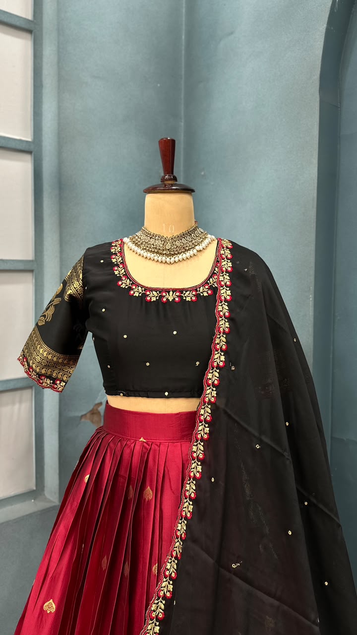 Full stiched Kanjivaram silk Lehanga (L003)