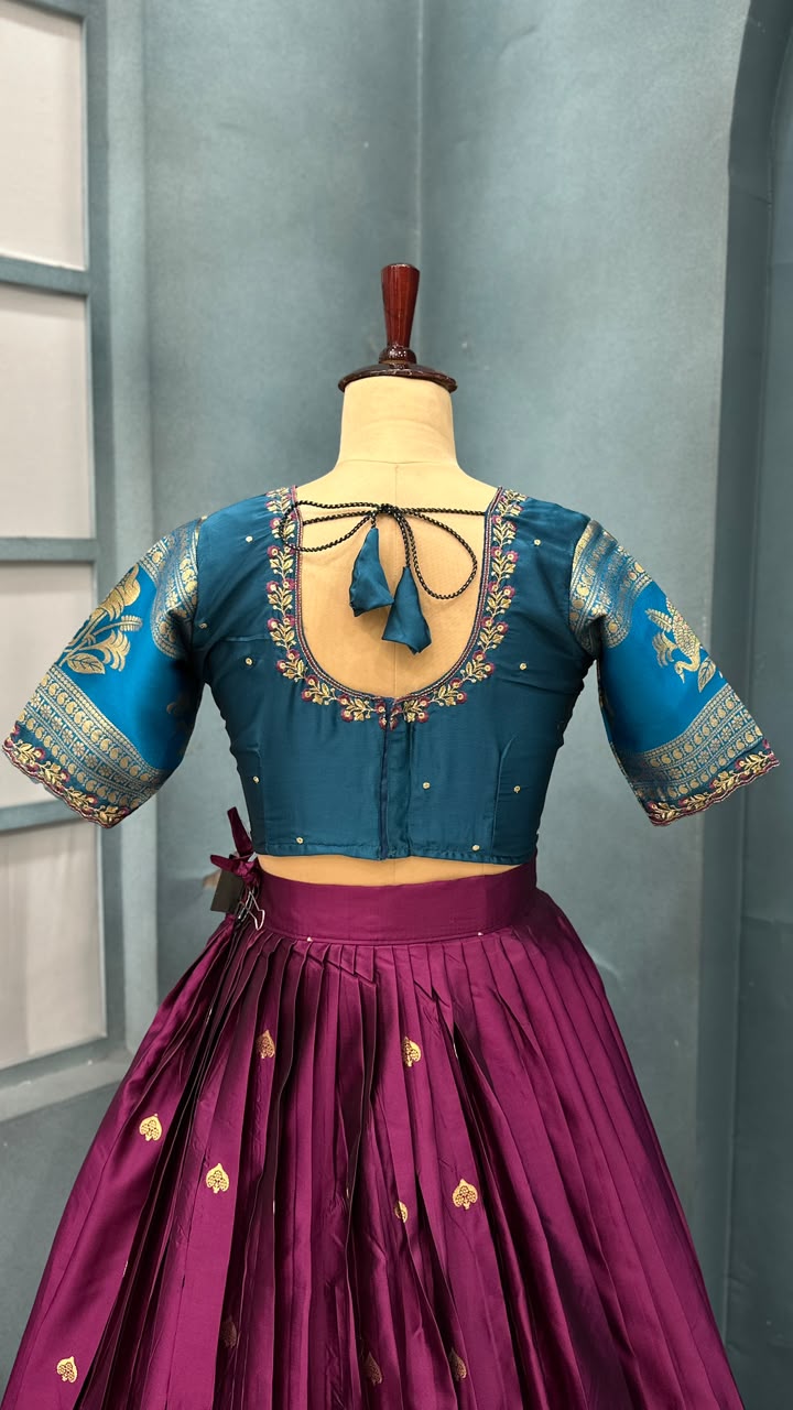 Full stiched Kanjivaram silk Lehanga (L002)