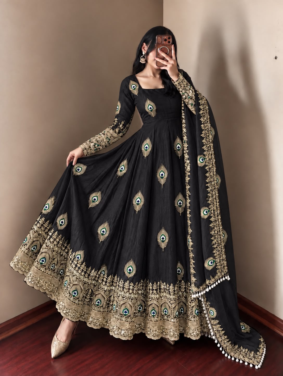Heavy fendy silk 3 piece designer set (FSD12)