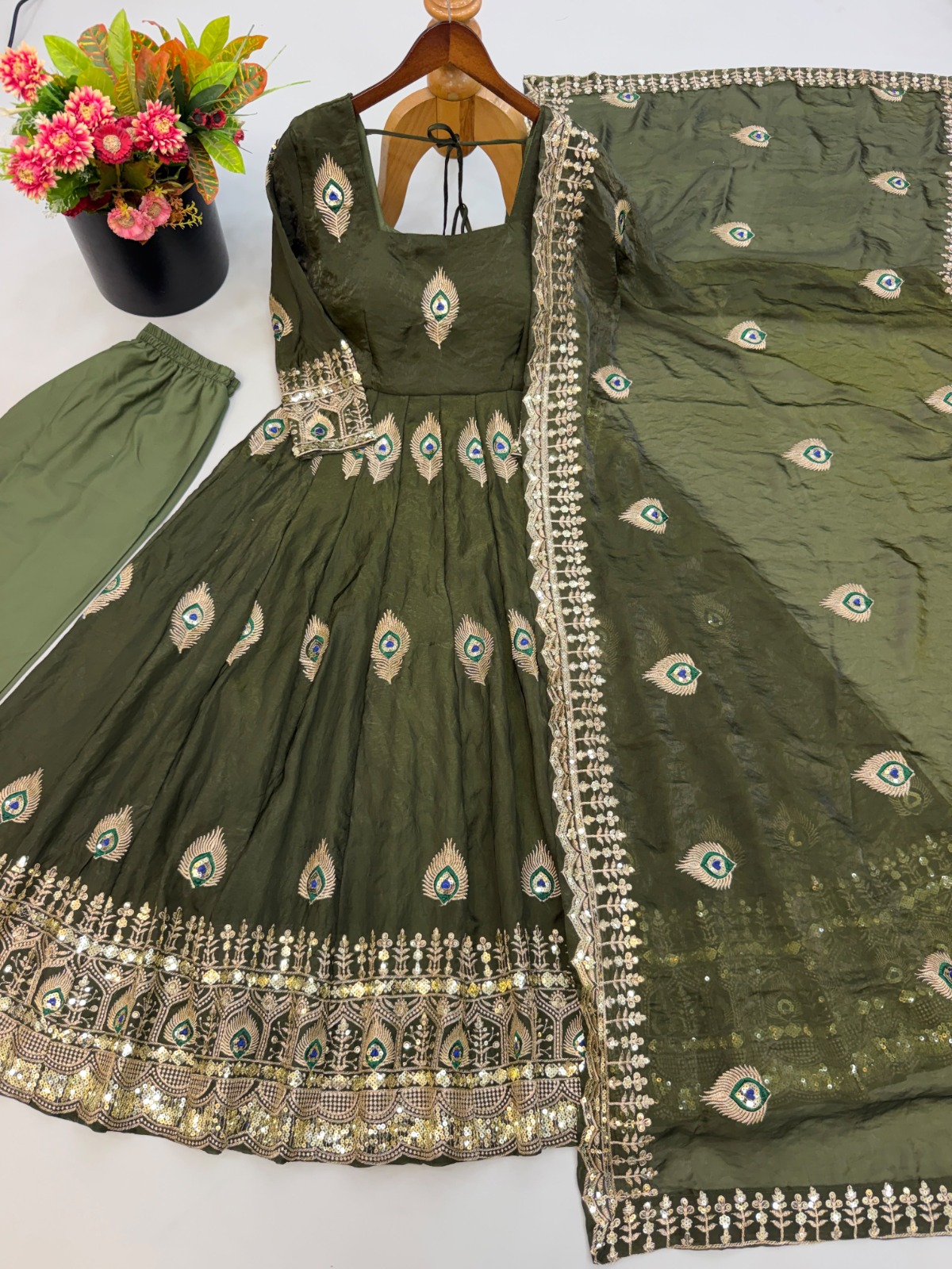 Heavy fendy silk 3 piece designer set (FSD16)
