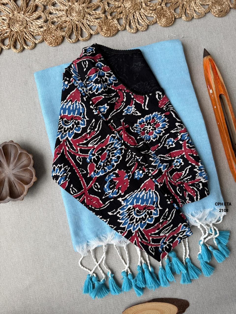 Handloom Khadi  COTTON Saree with BLOUSE (SB31)