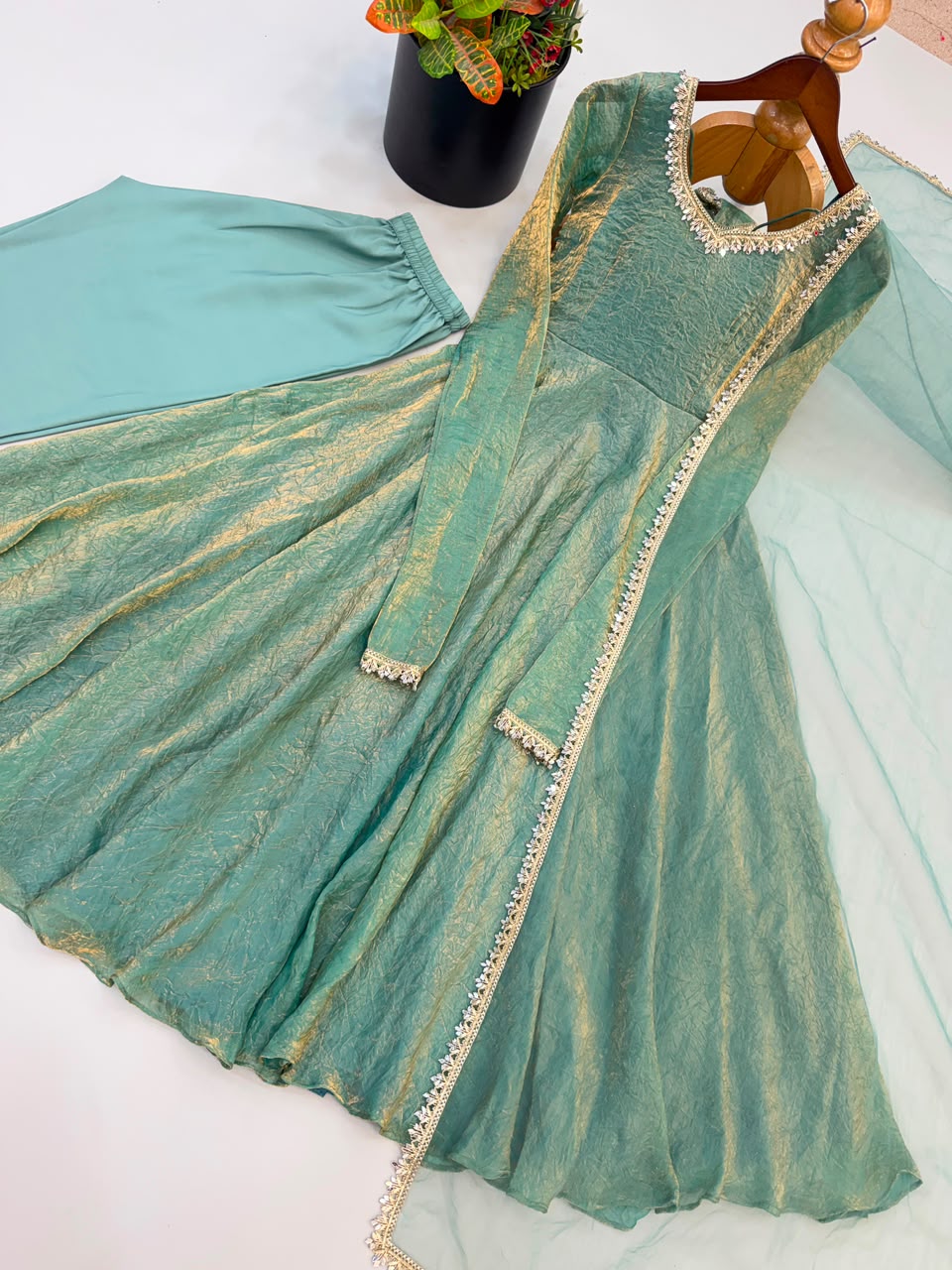 Women’s Ethnic Wear Anarkali ( AA01)
