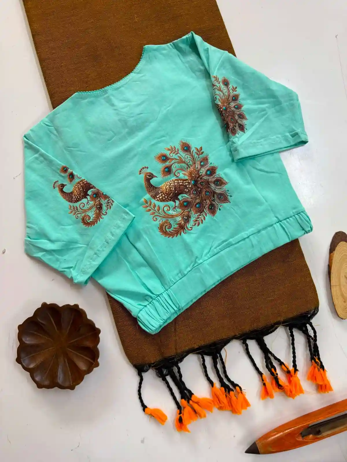 Handloom Khadi  COTTON Saree with BLOUSE (SB04)