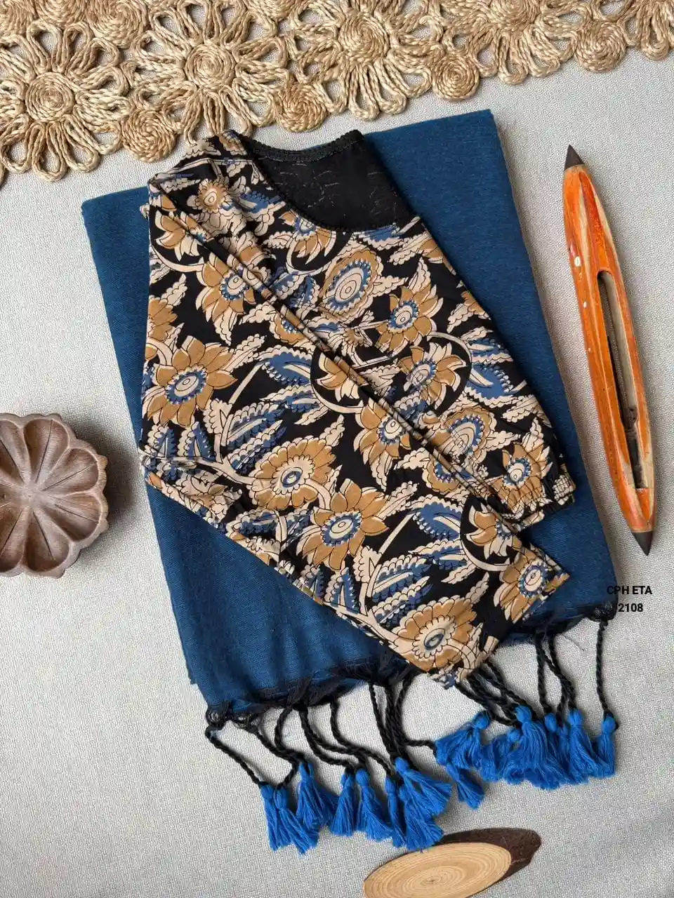 Handloom Khadi  COTTON Saree with BLOUSE (SB20)