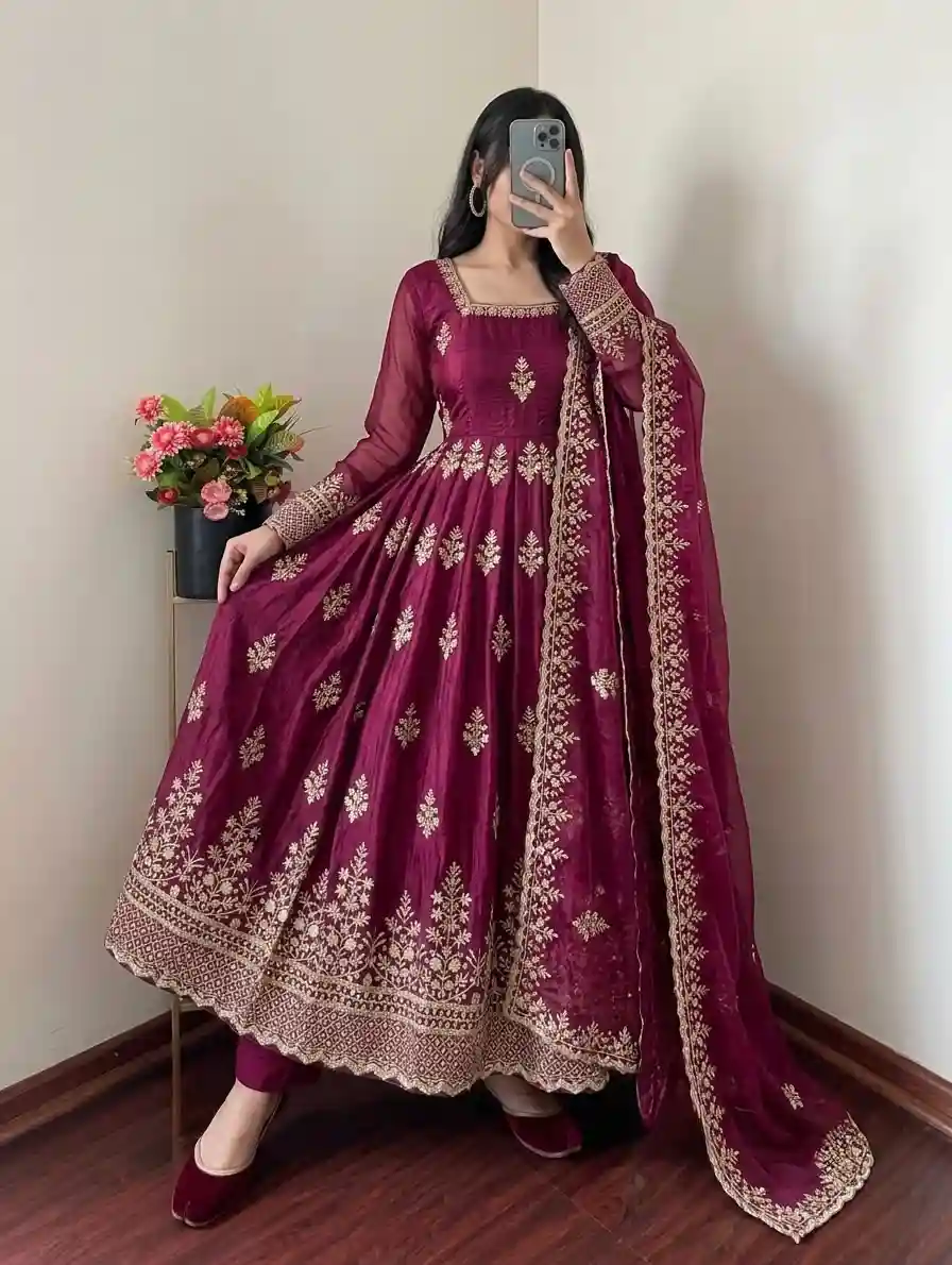Designer Gown ( DTG02)