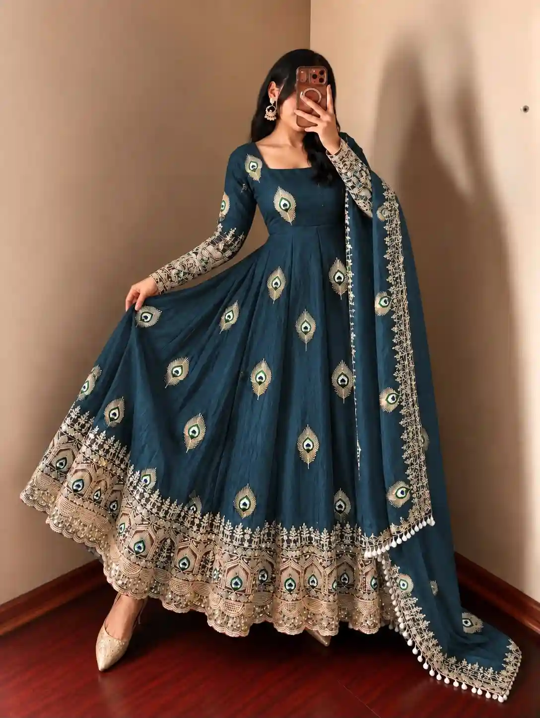 Heavy fendy silk 3 piece designer set (FSD10)