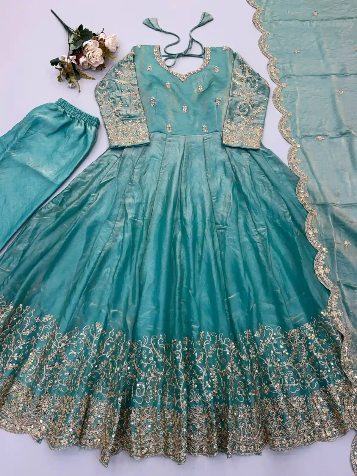 PREMIUM GOWN SET (G01)