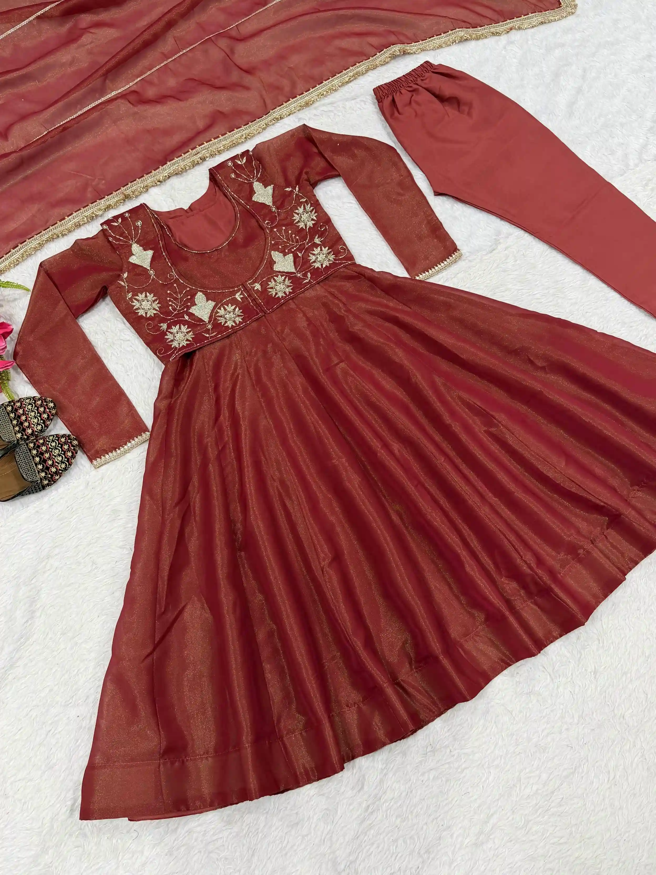 MAXY ANARKALI SUIT ( CS01)