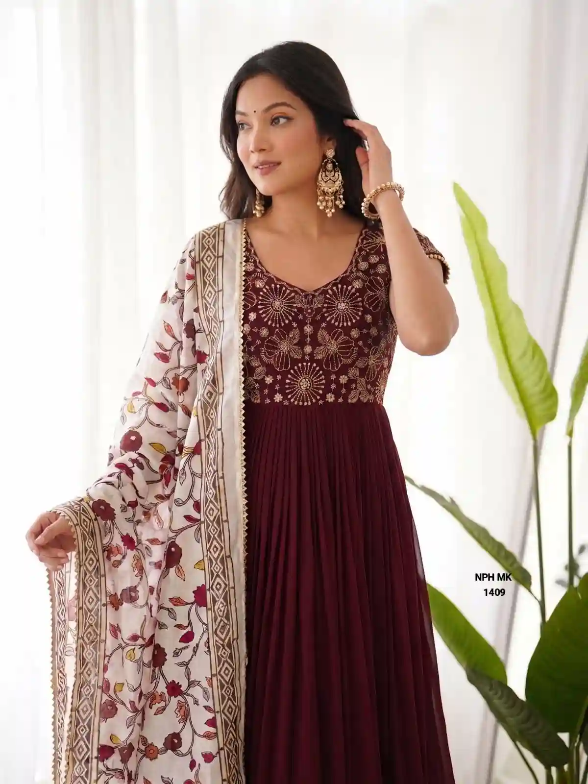 Maggam Work Gown ( MO03)
