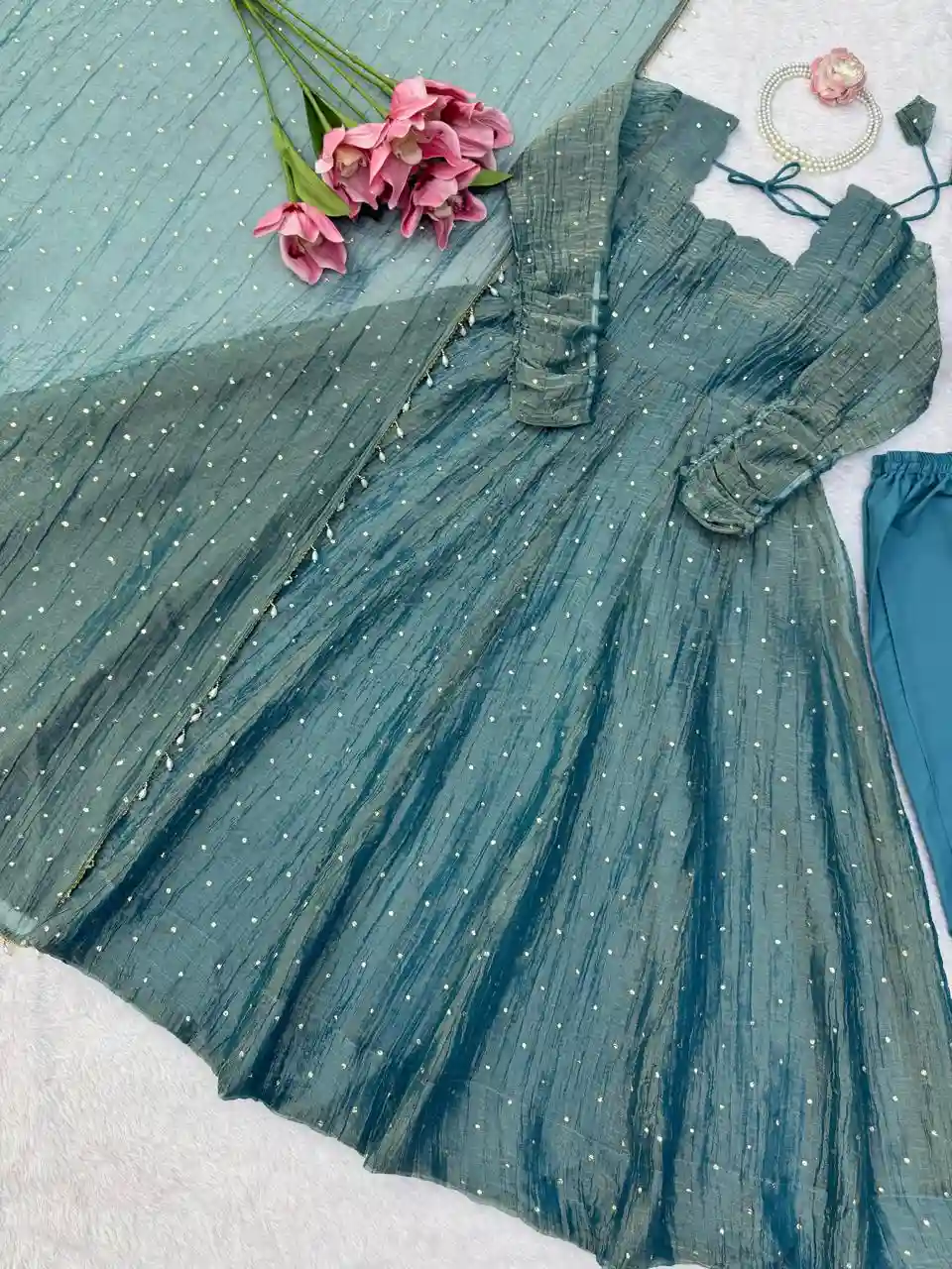 Elegant Salsa Silk Gown Set (SS04)