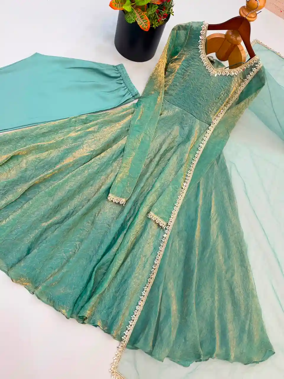 Women’s Ethnic Wear Anarkali ( AA01)