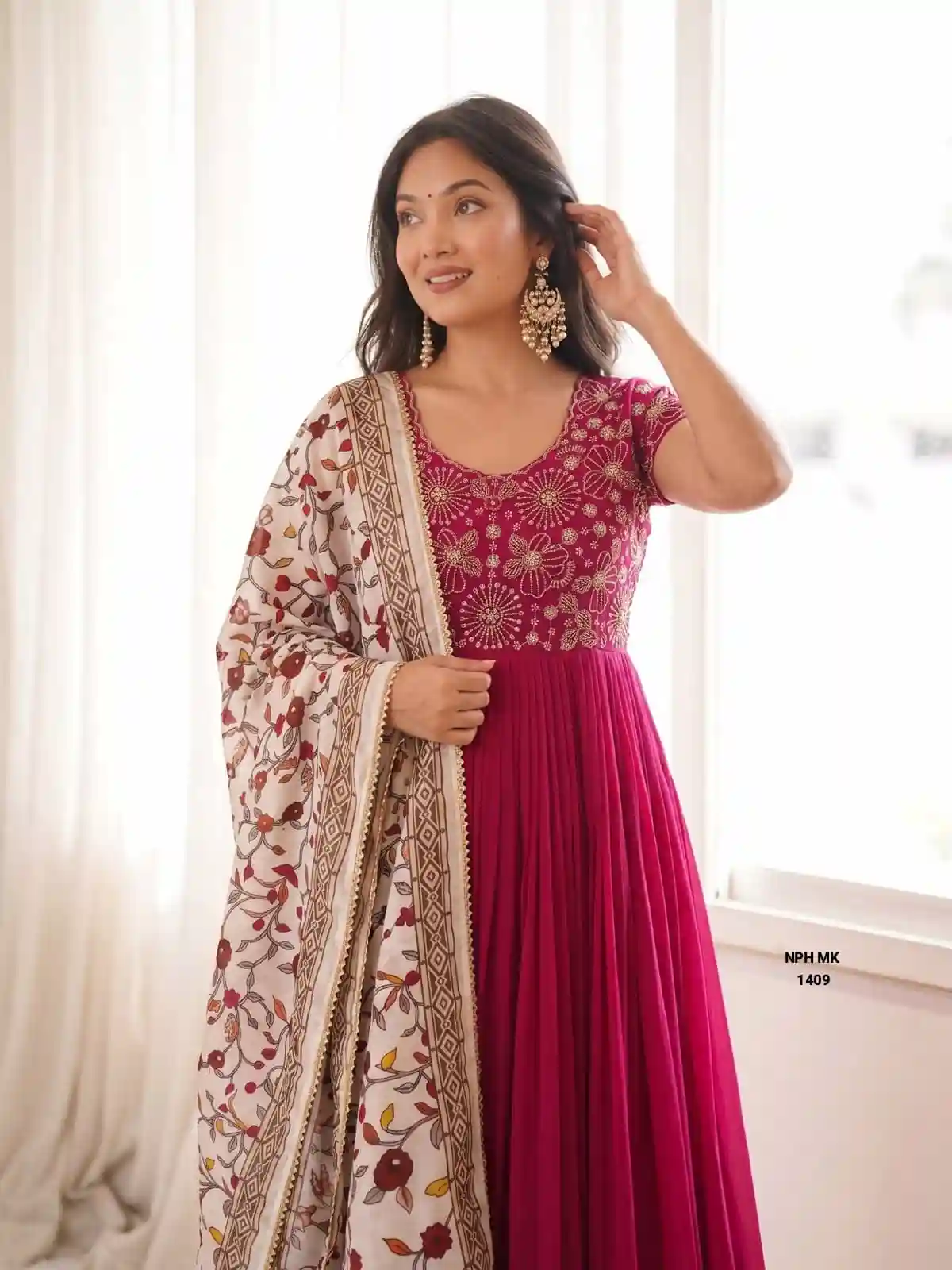 Maggam Work Gown ( MO04)