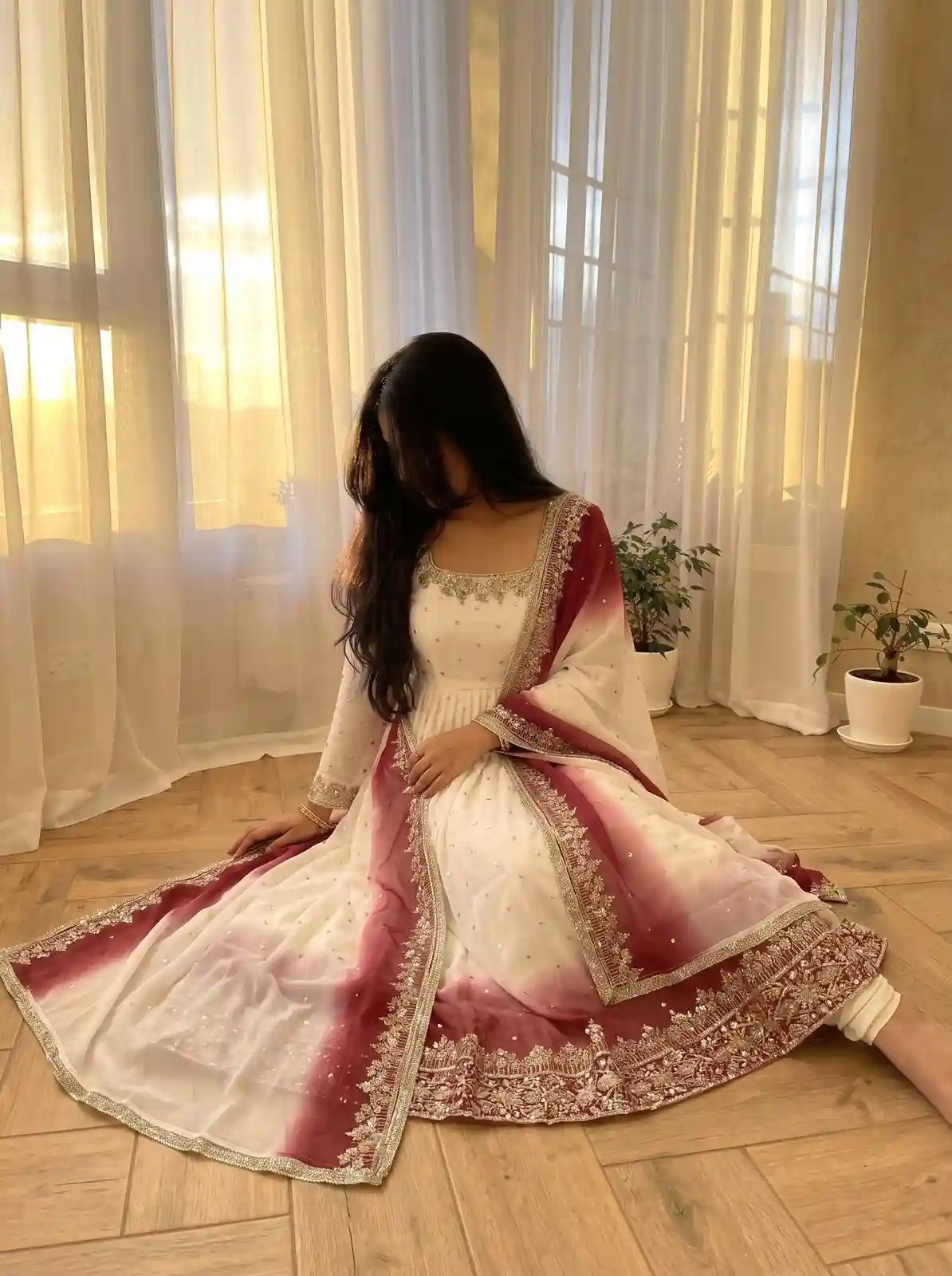 White + Meroon Star Georgette ( SGM01)