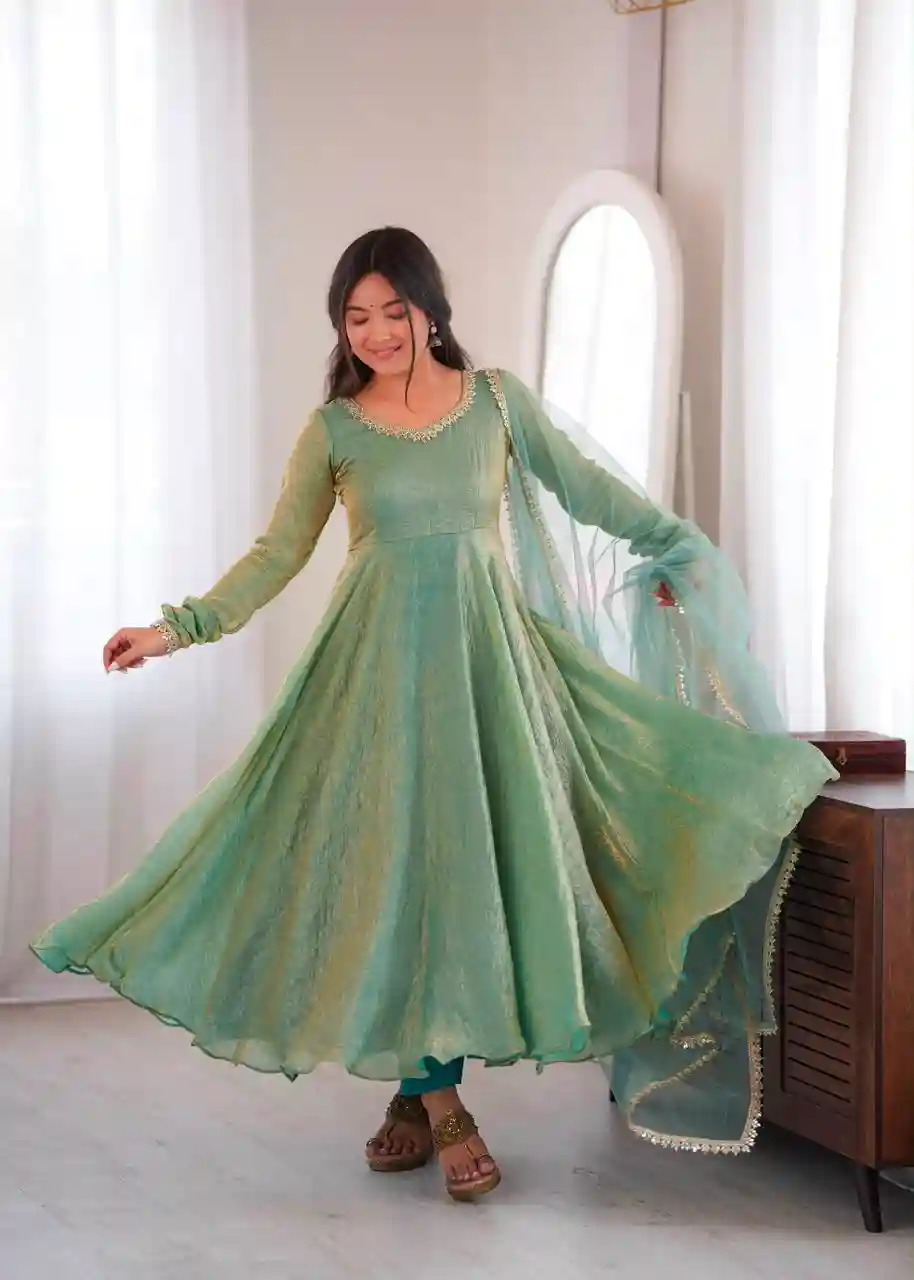 Women’s Ethnic Wear Anarkali ( AA01)