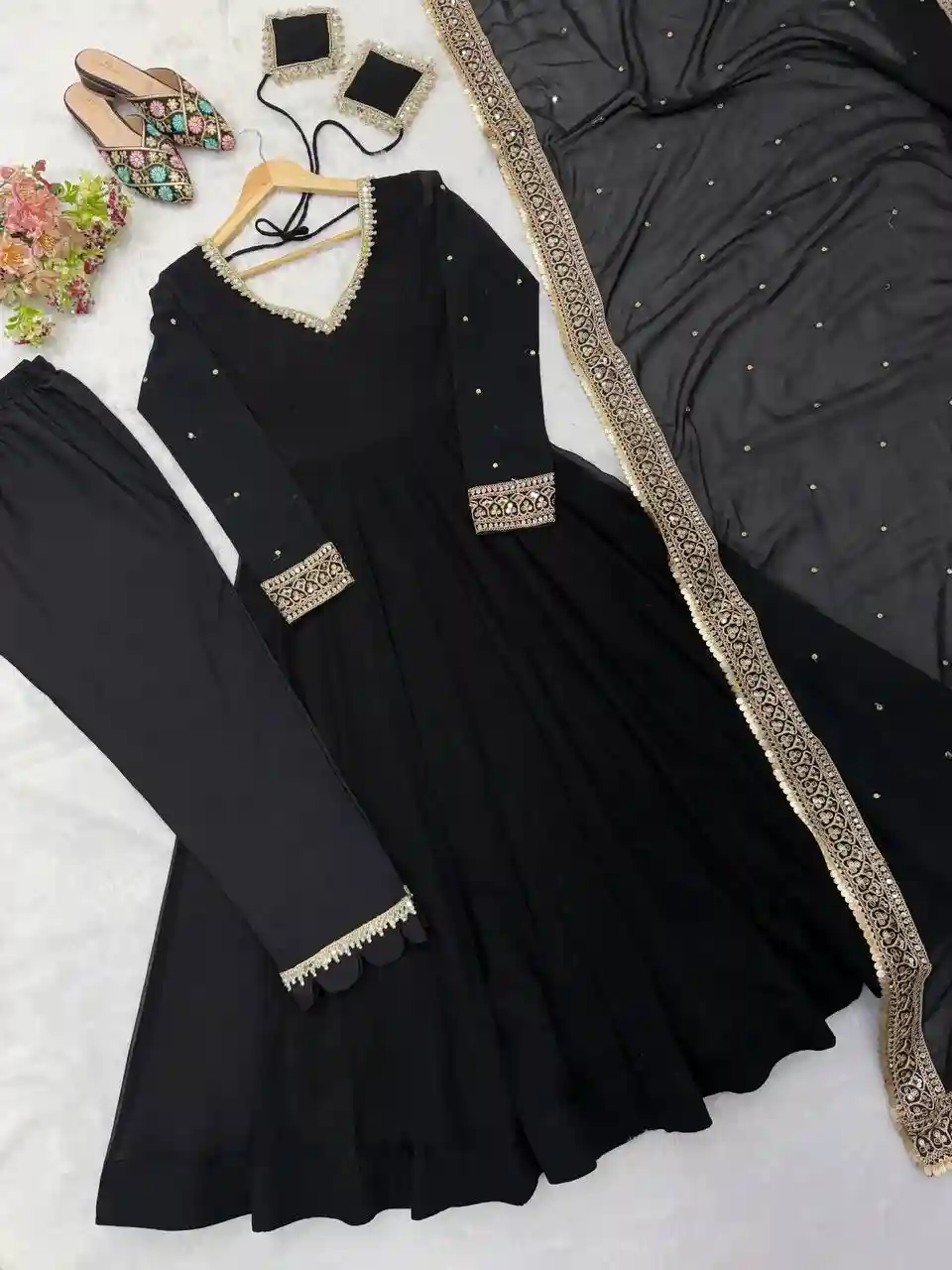 Romantic Black (Black1)