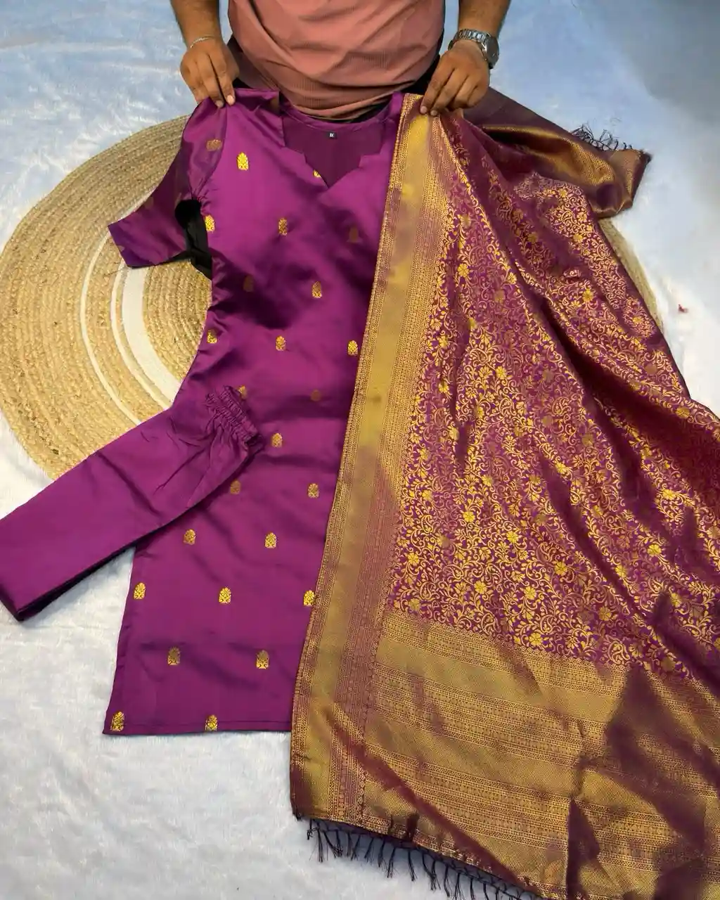 Banarasi Grand Kurti Set (BK01)