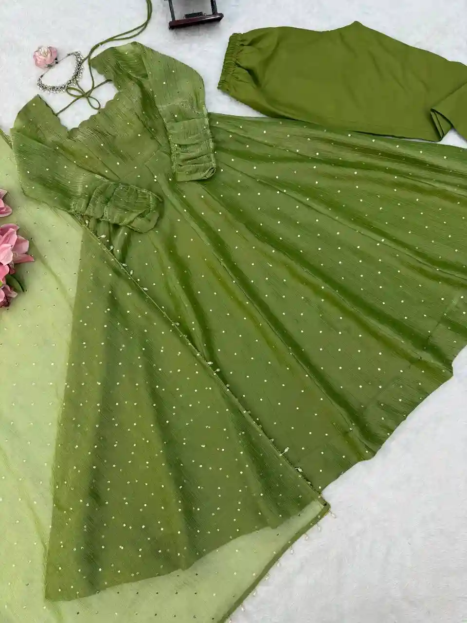 Elegant Salsa Silk Gown Set (SS03)