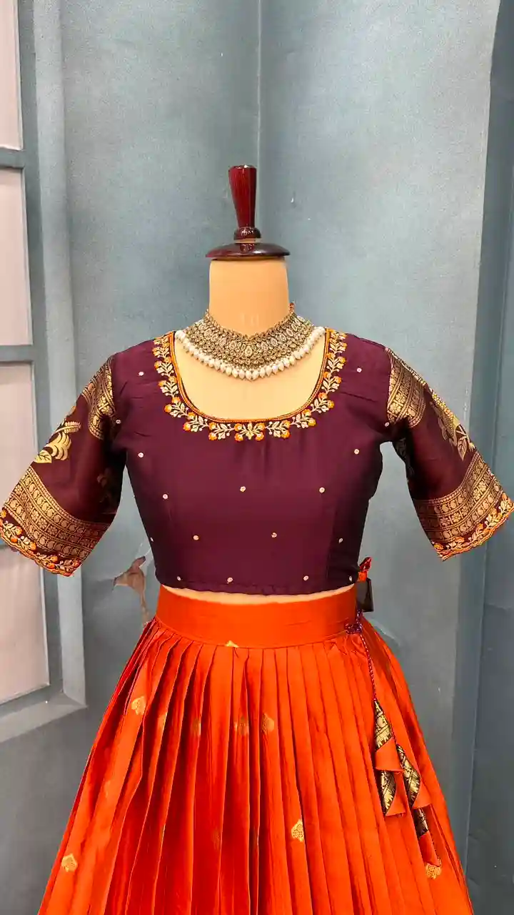 Full stiched Kanjivaram silk Lehanga (L001)