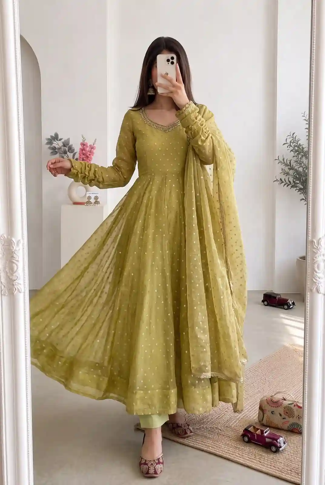 Moss Butti Silk (MBS02)