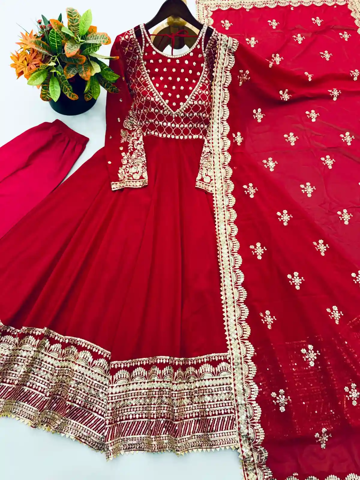 Trending Designer Gown (TDS04)